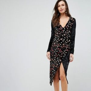 Club L ASOS NWT Embroidered Velvet Wrap Dress Sz 4